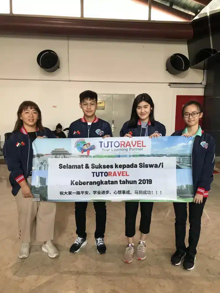 Siswa Siswi Sukses Belajar Ke Luar Negeri