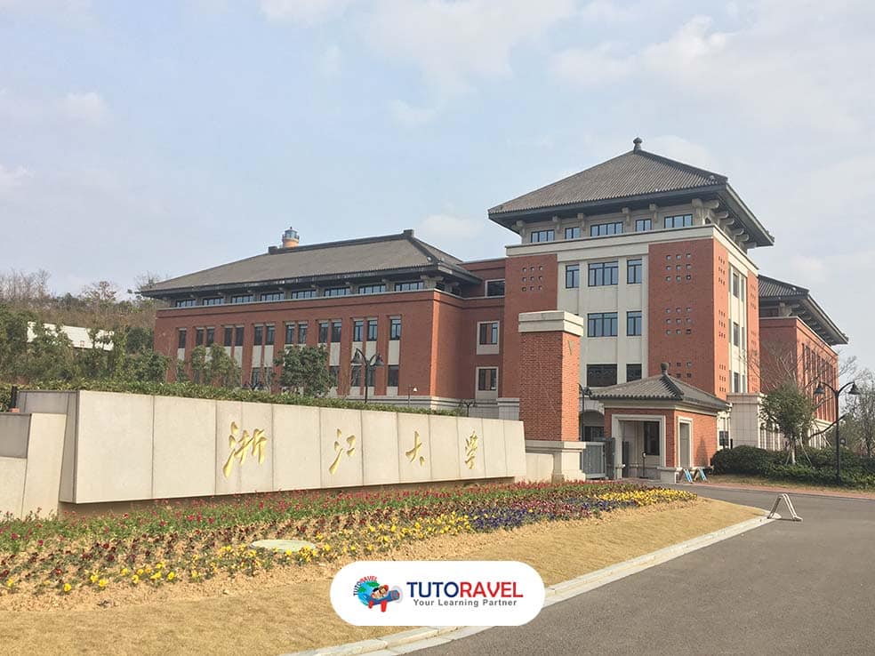 Zhejiang University kampus Hangzhou China universitas riset terbaik untuk mahasiswa internasional