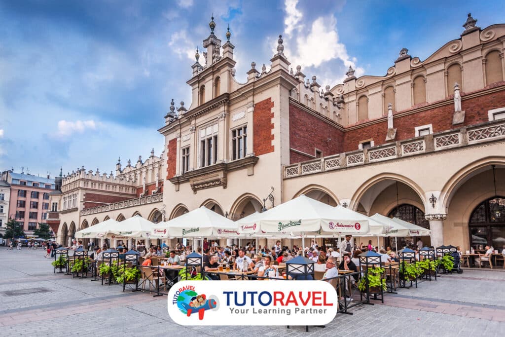 wisata tur ke Main Market Square Krakow