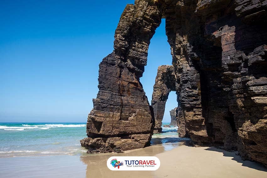 Praia das Catedrais