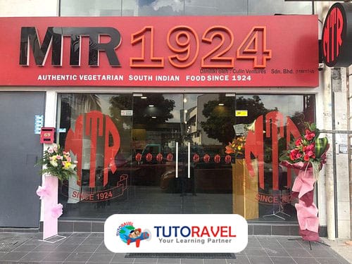 Pintu masuk restoran vegetarian MTR 1924 Brickfields Kuala Lumpur